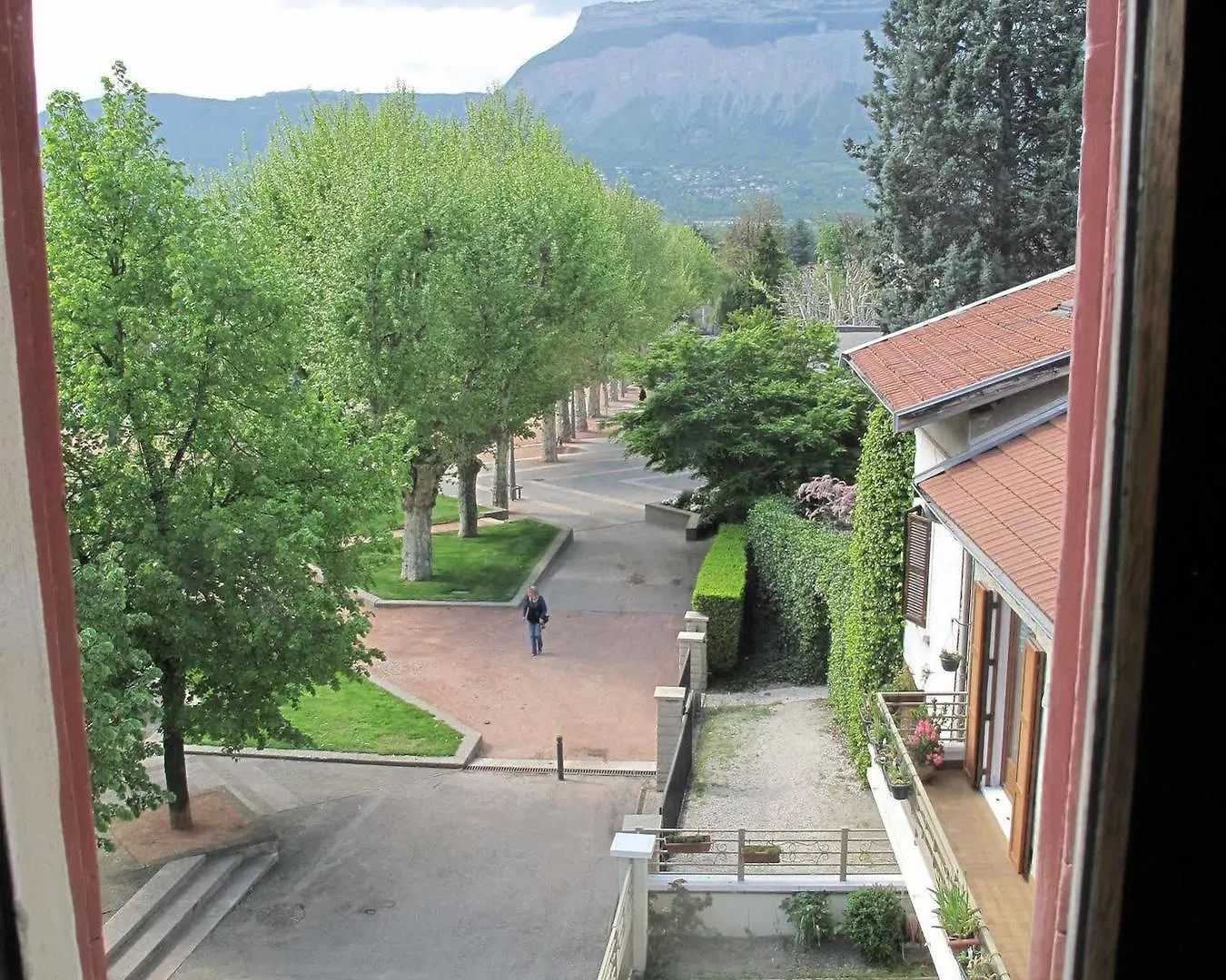 Hotel Du Midi Domene 2*,  France